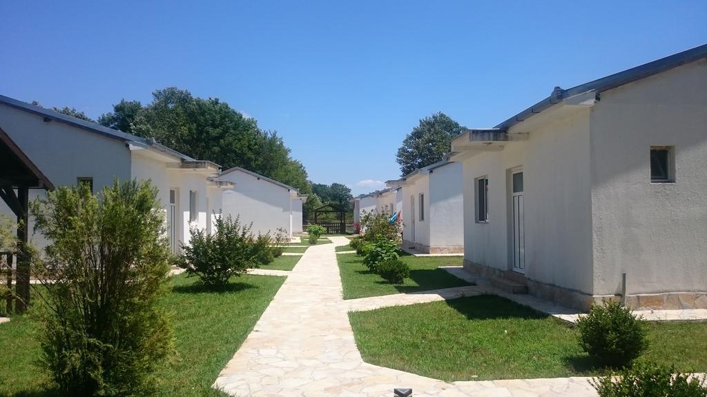 Beni Bungalows Ulcinj Buitenkant foto