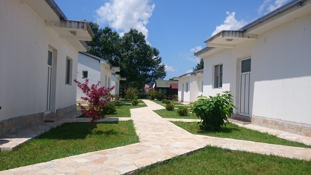 Beni Bungalows Ulcinj Buitenkant foto
