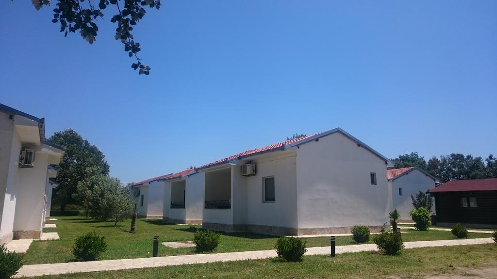Beni Bungalows Ulcinj Buitenkant foto