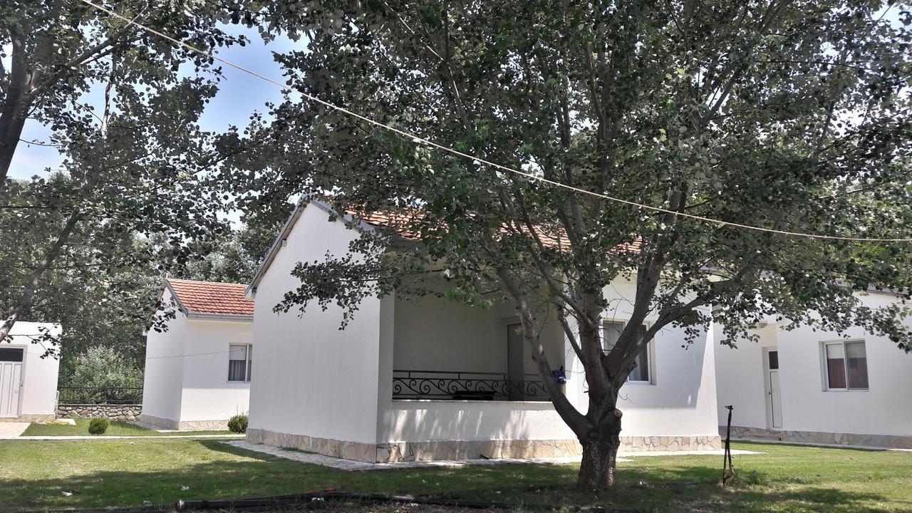 Beni Bungalows Ulcinj Buitenkant foto