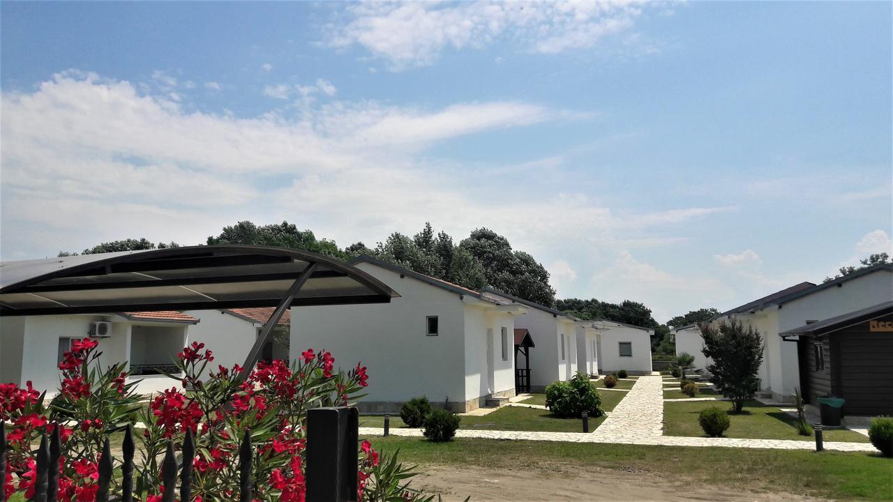Beni Bungalows Ulcinj Buitenkant foto