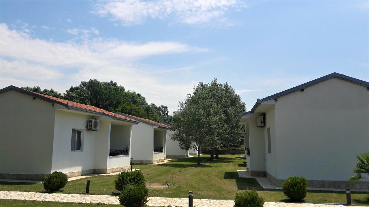 Beni Bungalows Ulcinj Buitenkant foto