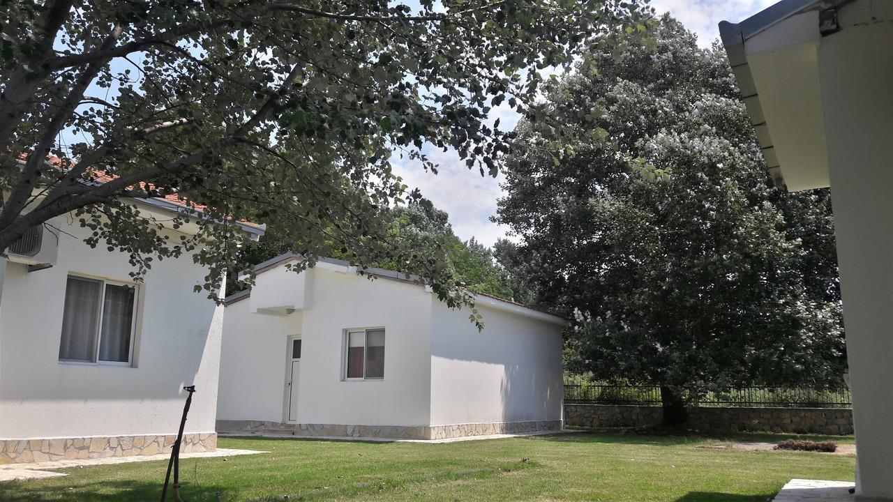 Beni Bungalows Ulcinj Buitenkant foto